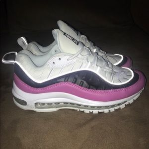 Nike Air Max 98 women’s size 7